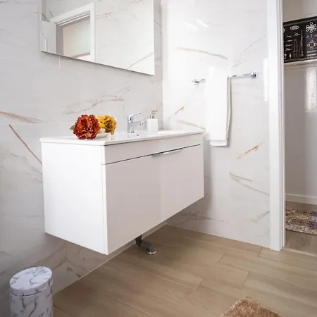 Olhos D'água - Penthouse